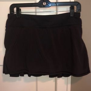 cute lululemon black skirt